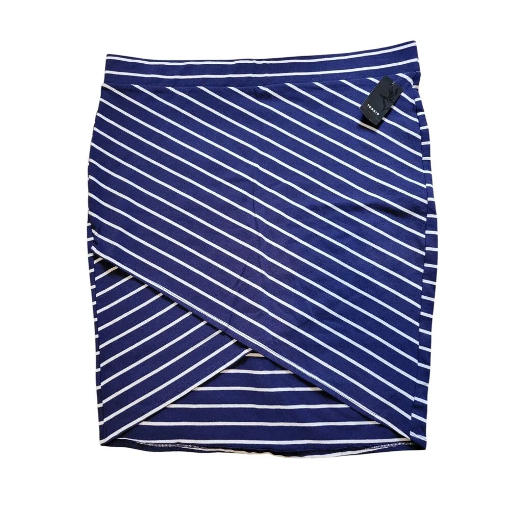 NWT Torrid Women's Size 2 Envelope Mini Skirt Navy And White